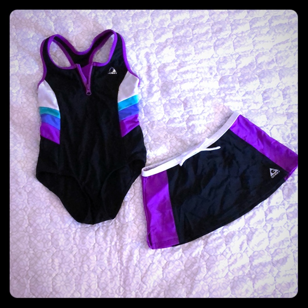 NWOT girls Gerry swimsuit with skirt size 7